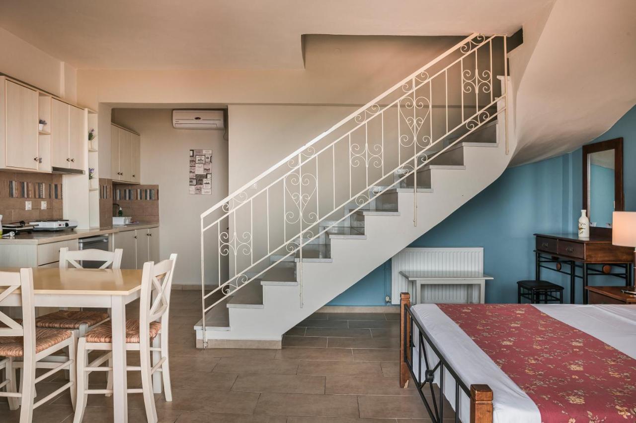Irilena Studios And Apartments Lassi  Luaran gambar