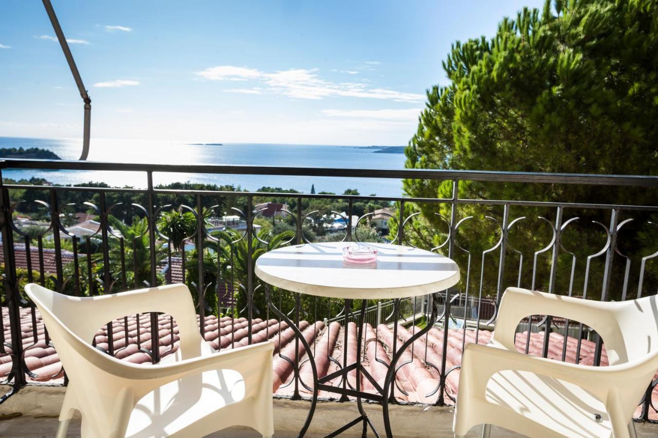 Irilena Studios And Apartments Lassi  Luaran gambar
